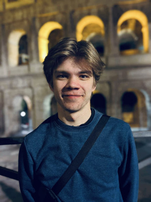 AlexDeGr3at